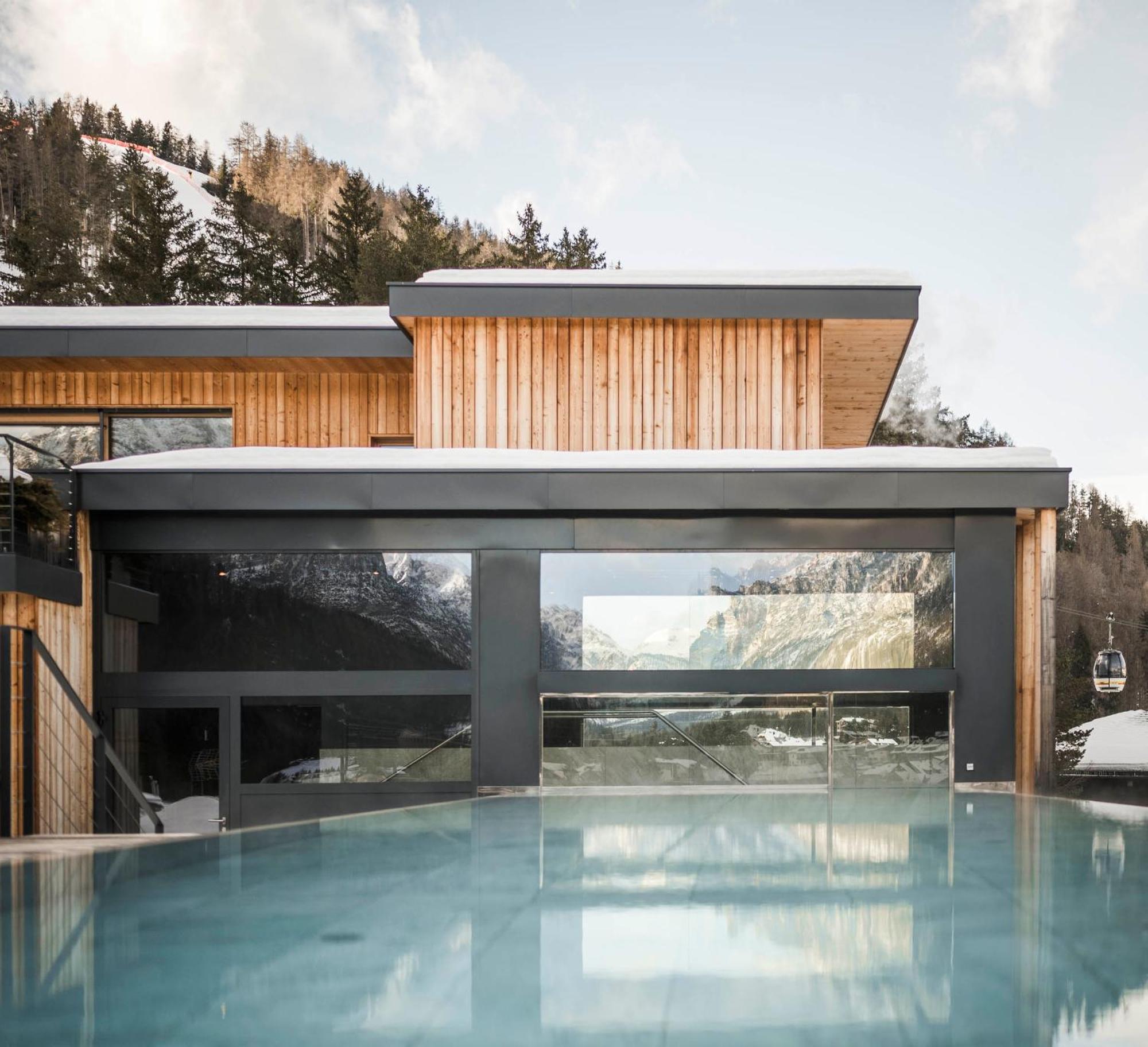 Excelsior Dolomites Life Resort Сан-Віджиліо-ді-Мареббе Екстер'єр фото